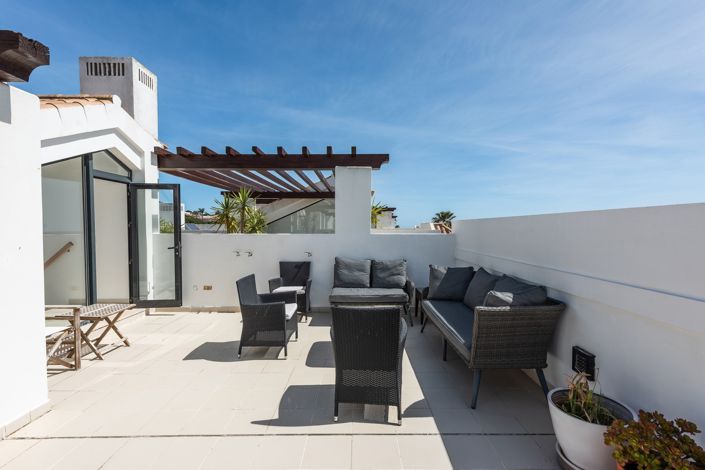 Image No.27-2 Bed Apartment for sale