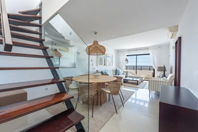 23-4542-78d1f4f8b6655591b02d22fabb36a692d73cc