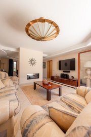 23-4586-78d1f4f8b6655591b02d22fabb36a692d73cc