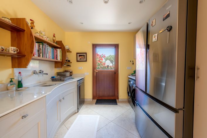 Image No.38-4 Bed Villa for sale