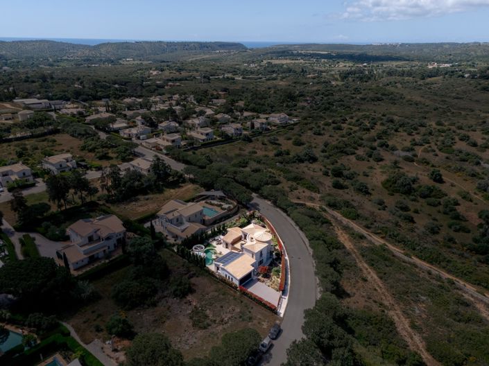 Image No.48-4 Bed Villa for sale