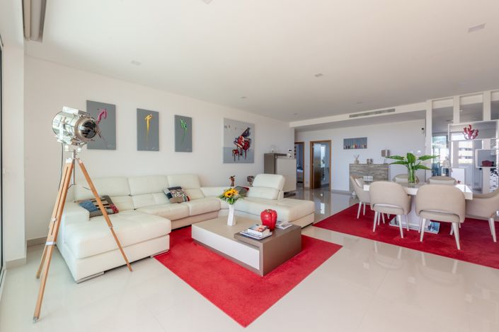 Image No.14-3 Bed Apartment for sale