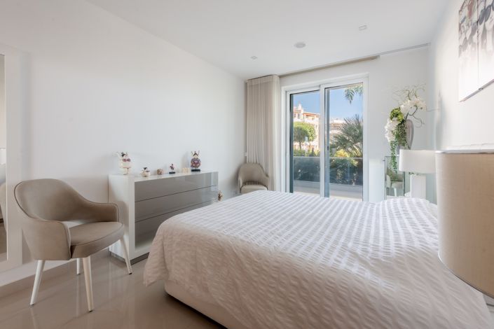Image No.16-3 Bed Apartment for sale