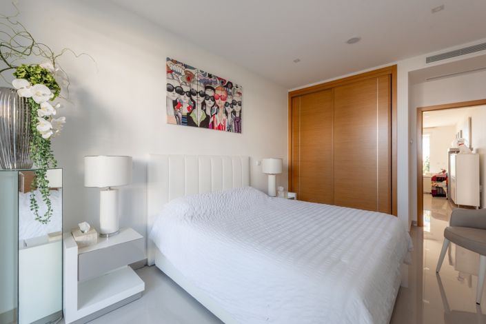 Image No.17-3 Bed Apartment for sale