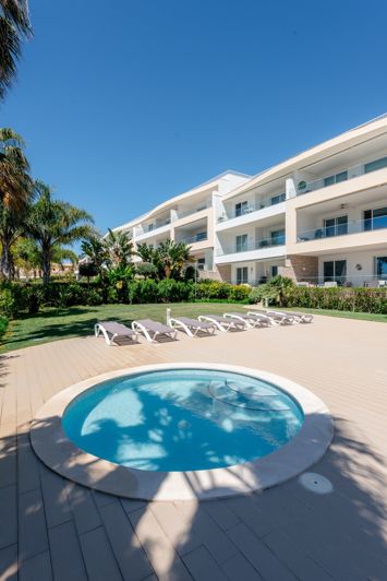Image No.8-3 Bed Apartment for sale