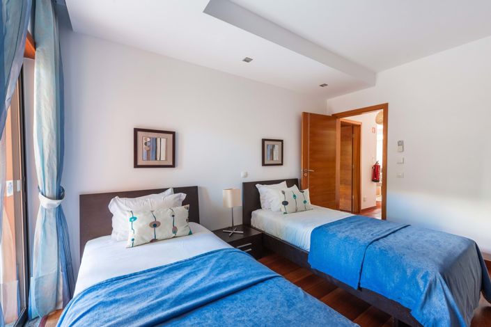 Image No.16-2 Bed Apartment for sale