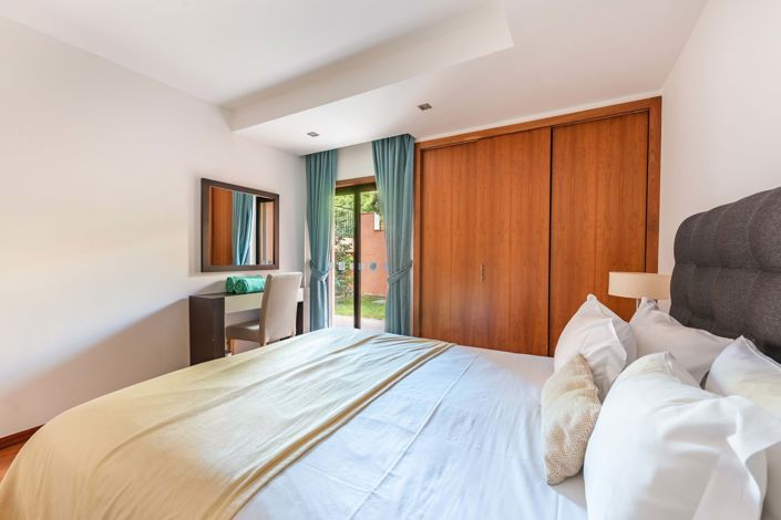 Image No.20-2 Bed Apartment for sale