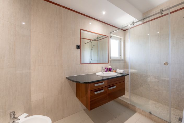 Image No.12-1 Bed Apartment for sale