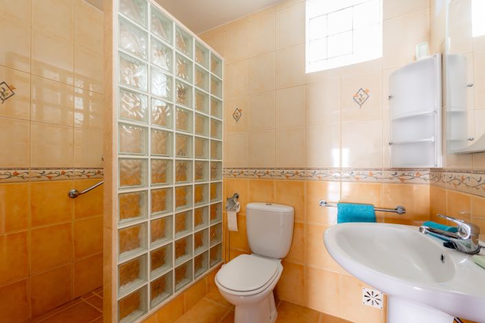 Image No.10-4 Bed Villa for sale