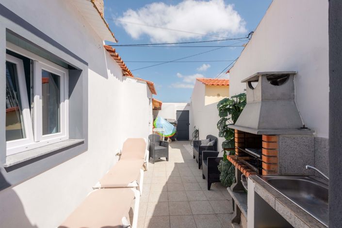 Image No.17-3 Bed Townhouse for sale