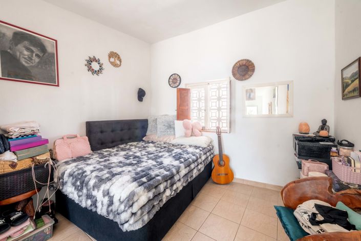 Image No.13-3 Bed Townhouse for sale