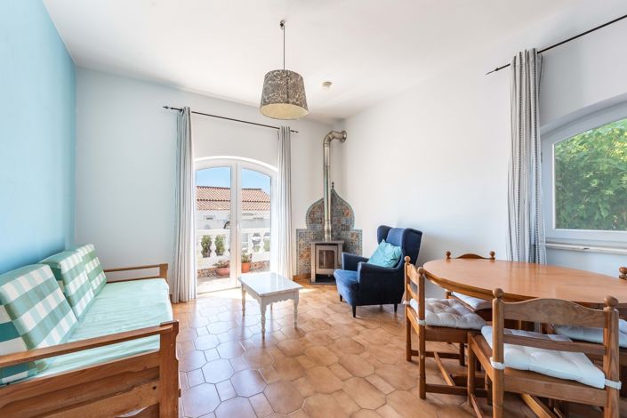 Image No.15-6 Bed Villa for sale
