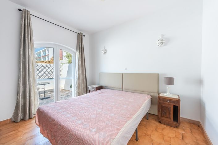 Image No.23-6 Bed Villa for sale