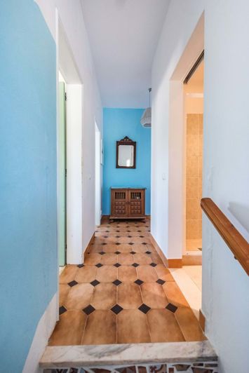 Image No.29-6 Bed Villa for sale