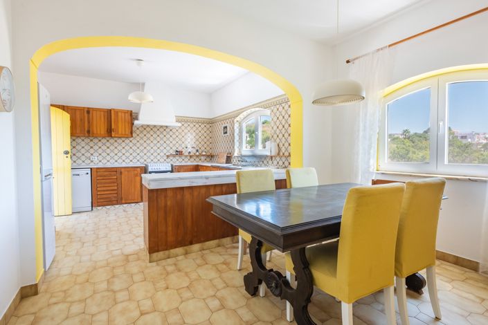 Image No.30-6 Bed Villa for sale