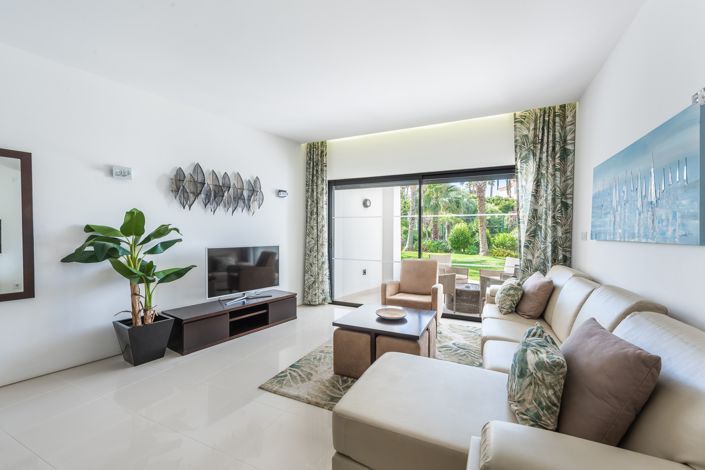 Image No.6-2 Bed Townhouse for sale