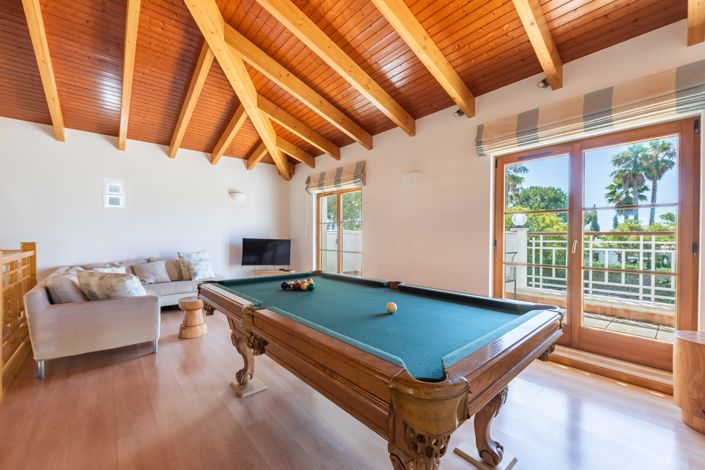 Image No.12-4 Bed Villa for sale