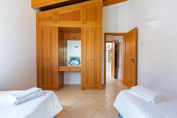 Image No.21-4 Bed Villa for sale