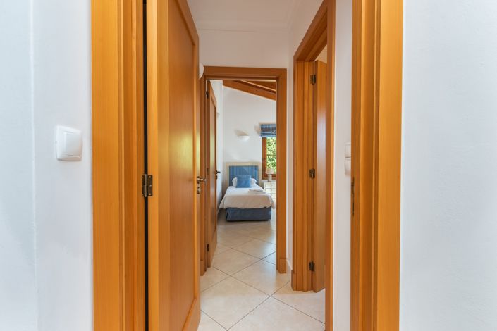 Image No.22-4 Bed Villa for sale