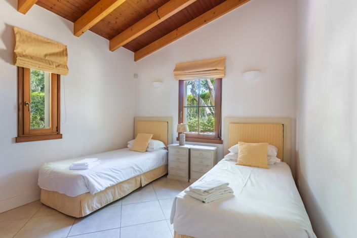 Image No.30-4 Bed Villa for sale