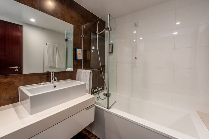 Image No.18-2 Bed Apartment for sale