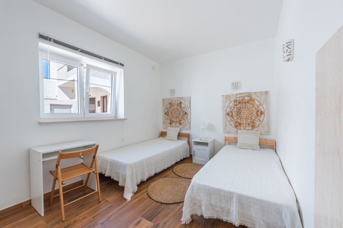 Image No.15-3 Bed Apartment for sale