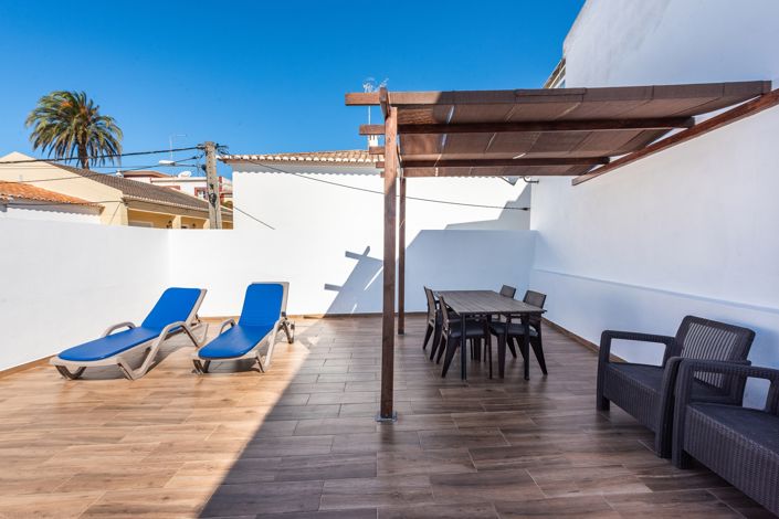 Image No.23-3 Bed Apartment for sale