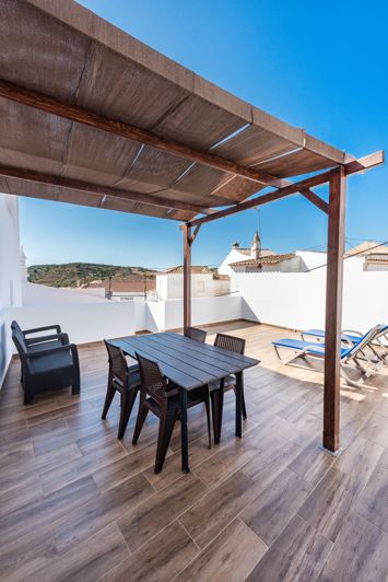 Image No.24-3 Bed Apartment for sale