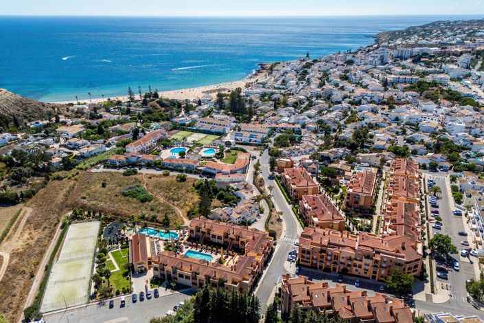 Luxury Apartment in Baía da Luz