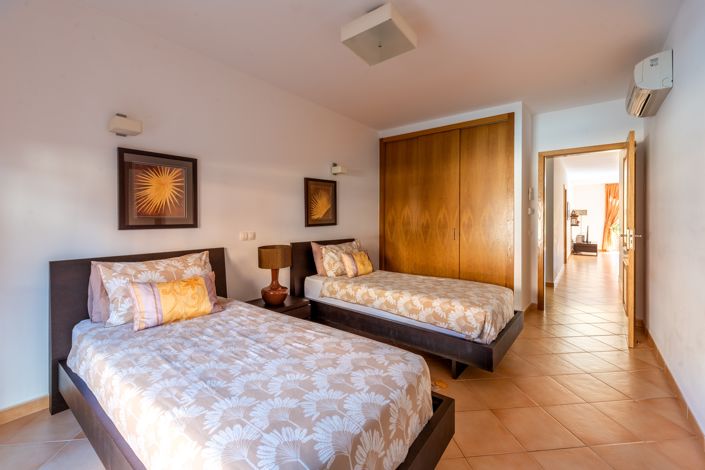 Image No.14-2 Bed Apartment for sale