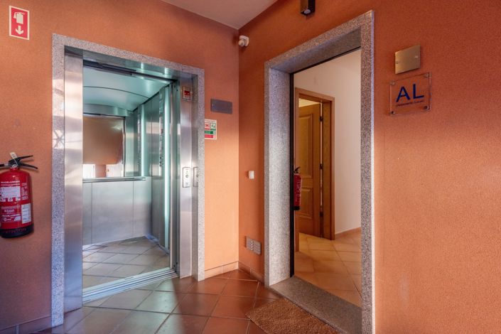 Image No.19-2 Bed Apartment for sale