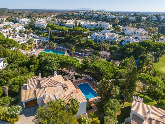Image No.43-4 Bed Villa for sale