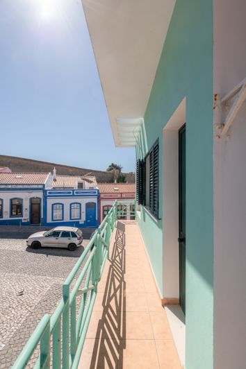 Image No.3-Villa de 4 chambres à vendre à Lagos