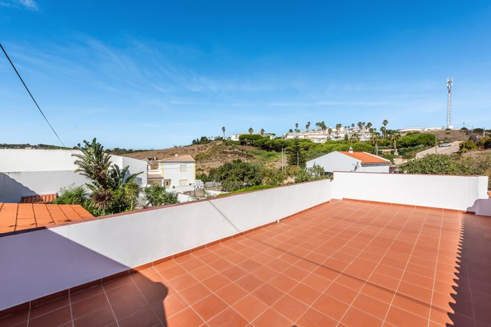 Image No.14-2 Bed Villa for sale
