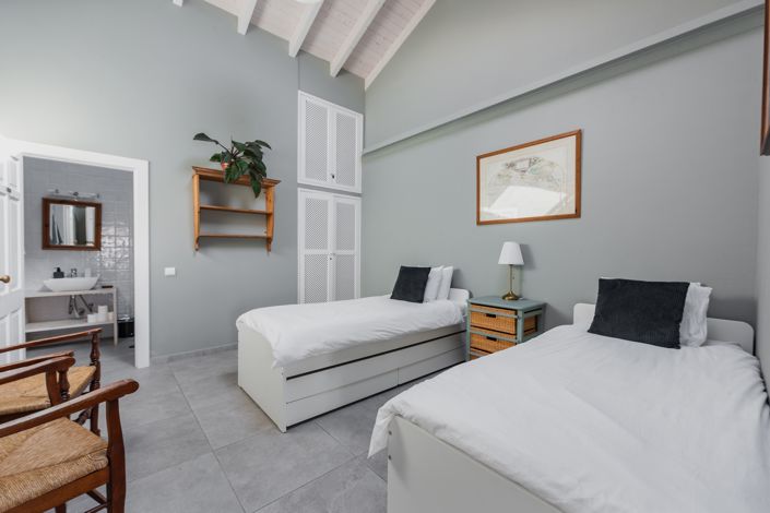 Image No.26-2 Bed Villa for sale