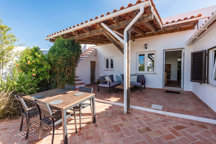 Image No.8-2 Bed Villa for sale