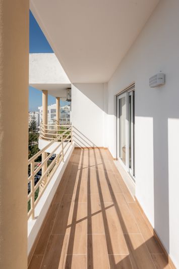 Image No.23-3 Bed Apartment for sale