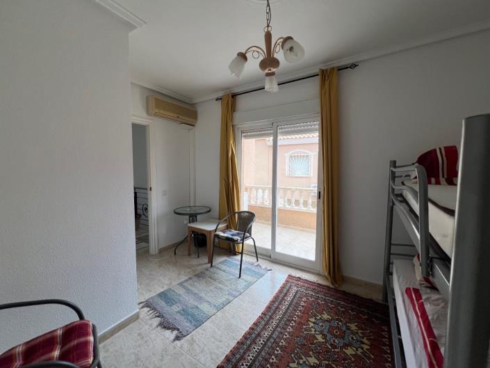 Image No.11-Jumelé de 3 chambres à vendre à Dona Pepa