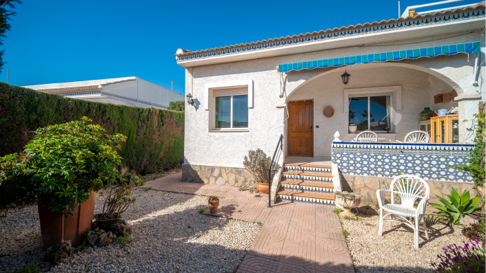 Image No.3-Bungalow de 2 chambres à vendre à Pueblo Bravo