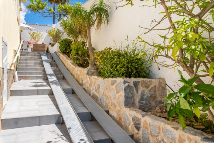 Image No.22-3 Bed Villa / Detached for sale