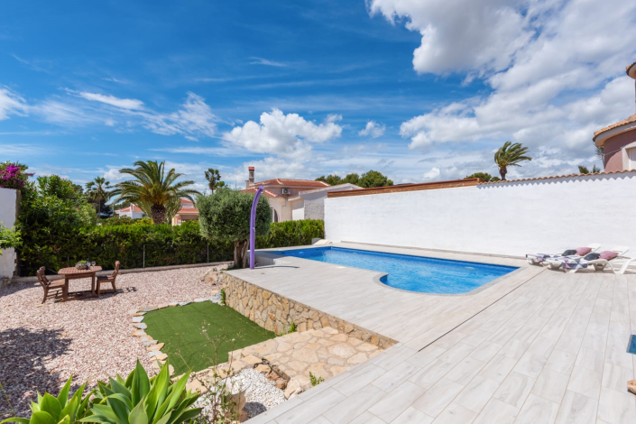 Image No.31-3 Bed Villa / Detached for sale