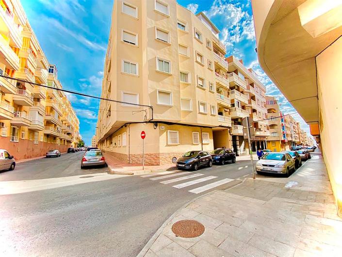 Image No.1-Appartement de 2 chambres à vendre à Torrevieja