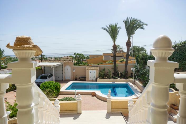 Image No.5-4 Bed House/Villa for sale