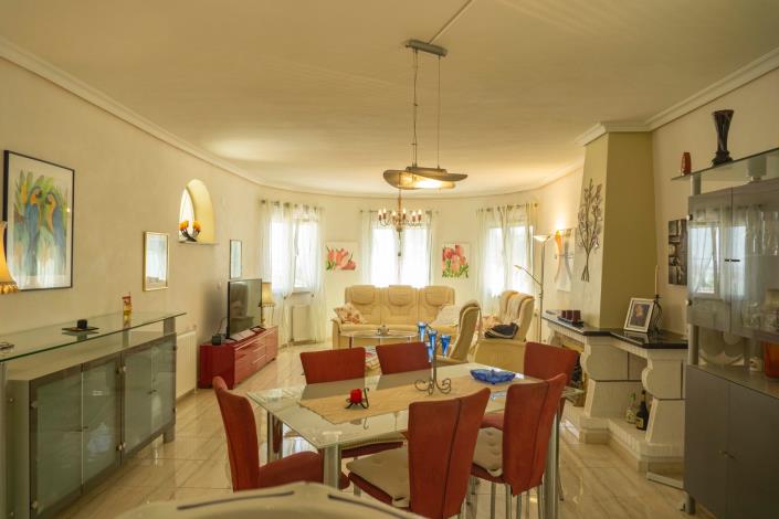 Image No.38-4 Bed House/Villa for sale