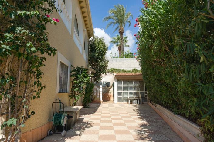 Image No.40-4 Bed House/Villa for sale