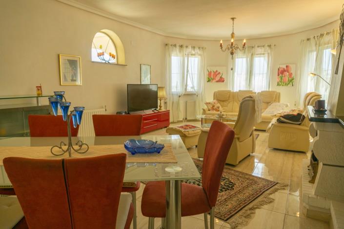 Image No.48-4 Bed House/Villa for sale