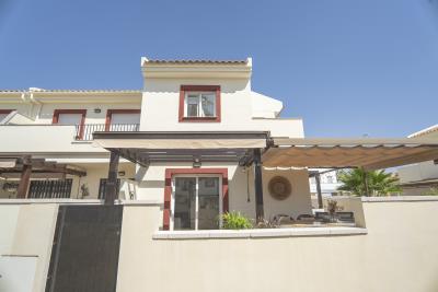 Maison de ville de 3 chambres à vendre à Ciudad Quesada