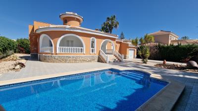 Villa / Détaché de 3 chambres à vendre à Ciudad Quesada