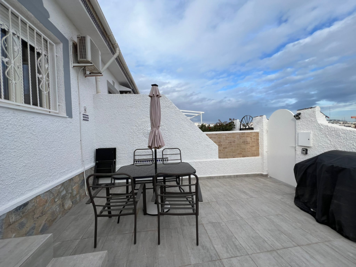 Image No.8-2 Bed Bungalow for sale