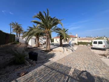 3 Bed Villa / Detached for sale